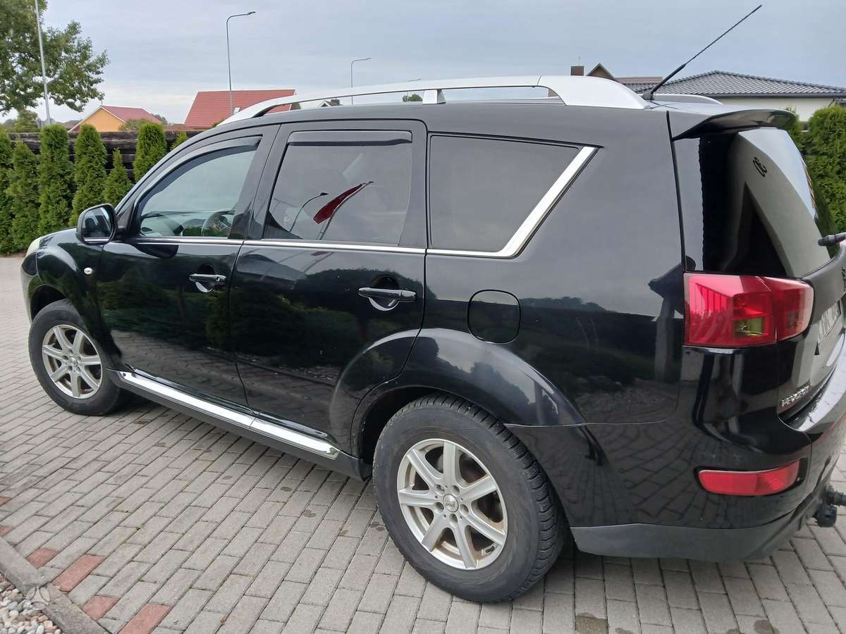 Peugeot 4007 2009 — engine 2000 cm³, 150 HP (110kW)