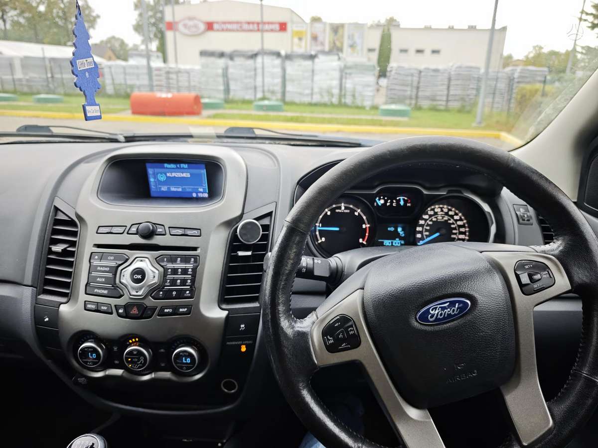 Ford Ranger 2015 — фото 9