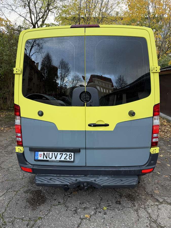 Mercedes-Benz Sprinter 2014 — engine 2200 cm³, 129 HP (95kW)