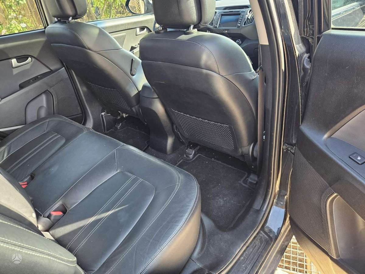 Kia Sportage 2012 — photo 10