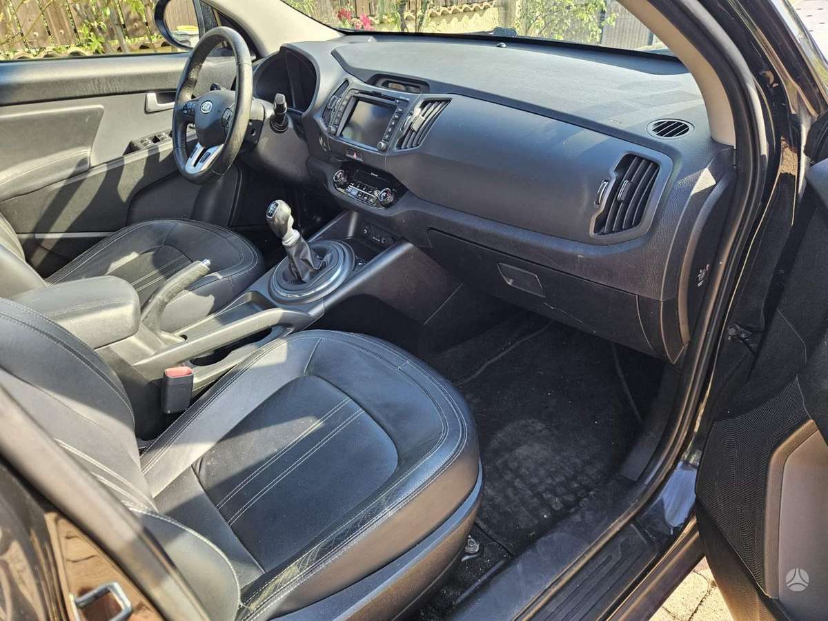 Kia Sportage 2012 — photo 5