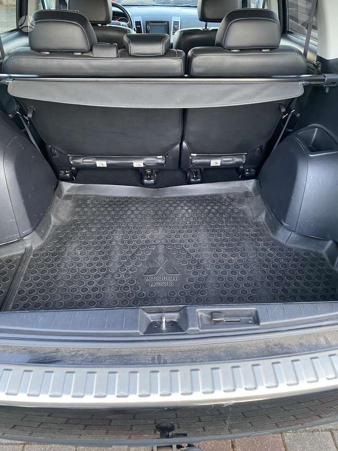 Mitsubishi Outlander 2012 — photo 10