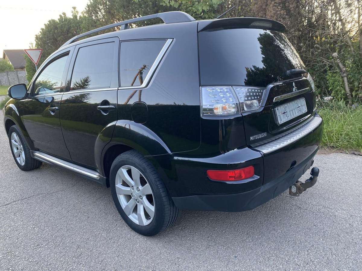 Mitsubishi Outlander 2012 — photo 5