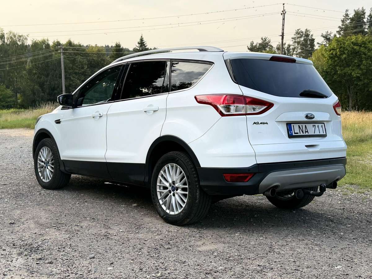 Ford Kuga 2013 — photo 13