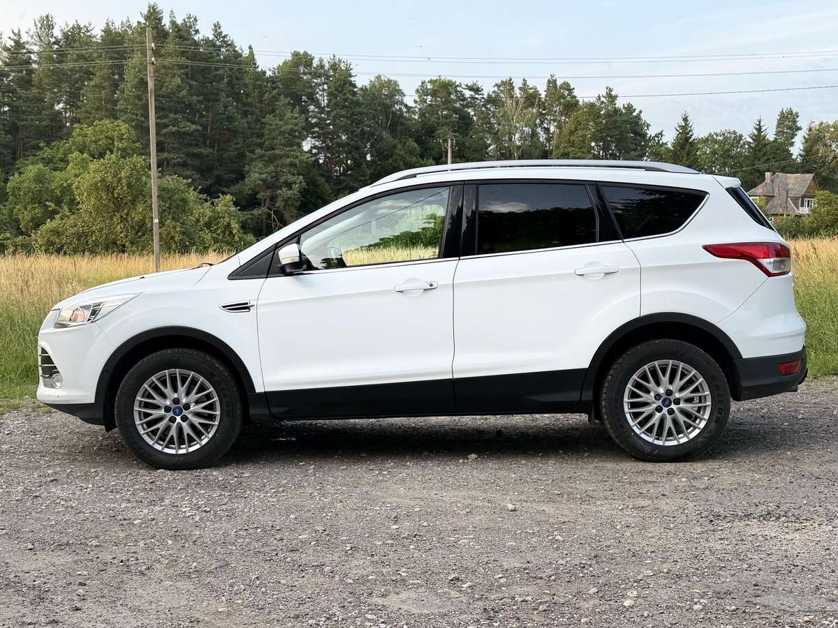 Ford Kuga 2013 — photo 9
