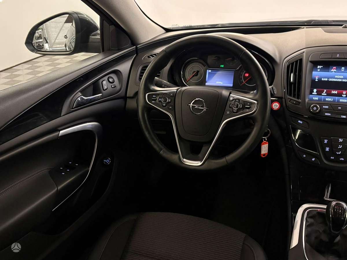 Opel Insignia 2015 — фото 16