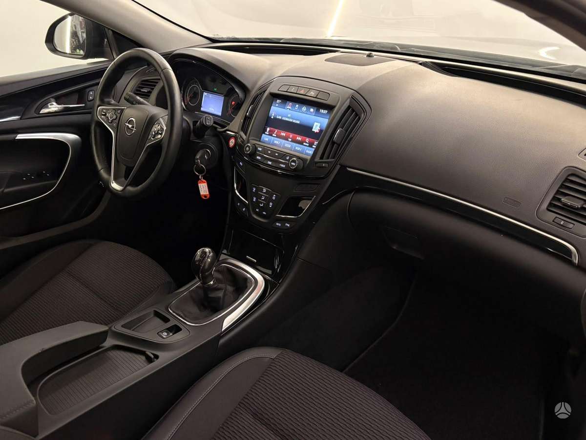 Opel Insignia 2015 — фото 17