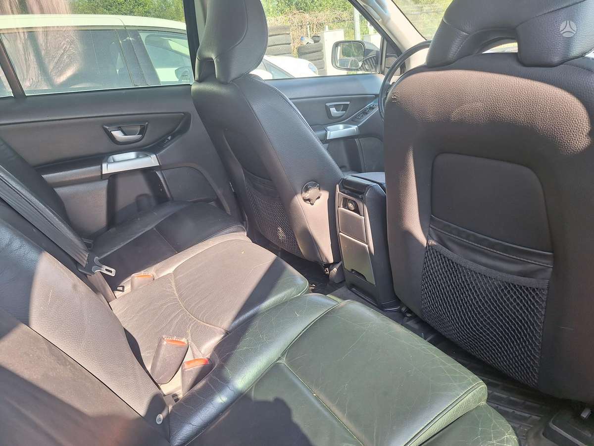 Volvo XC90 2005 — photo 10