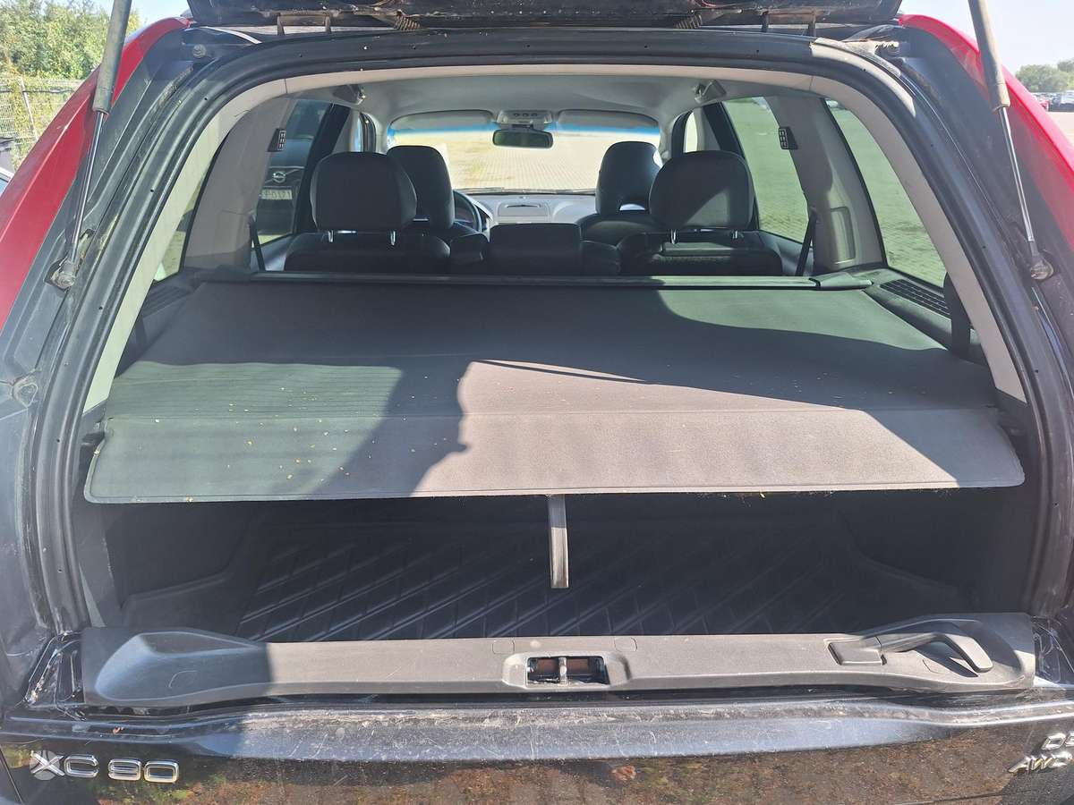 Volvo XC90 2005 — photo 9