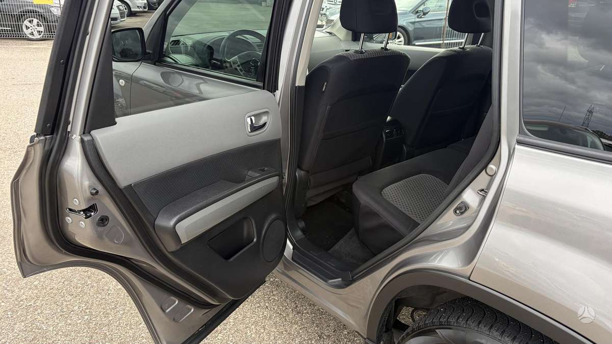 Nissan X-Trail 2008 — photo 39