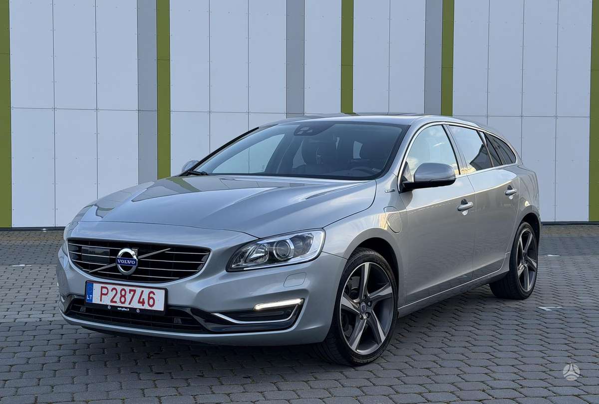 Volvo V60 2014 — фото 13