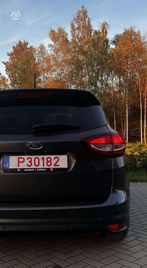 Ford C-MAX 2015 — photo 17