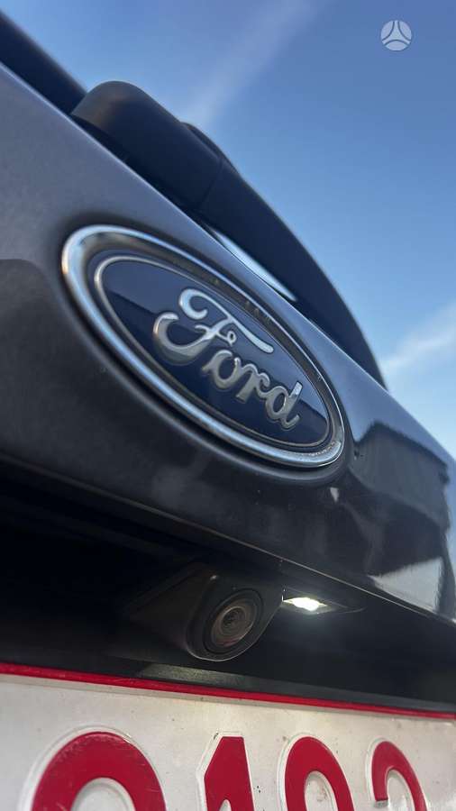 Ford C-MAX 2015 — photo 36