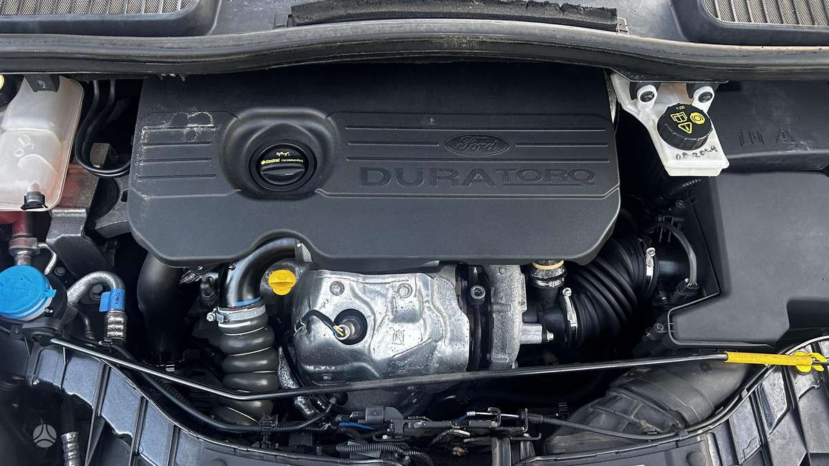 Ford C-MAX 2015 — photo 39