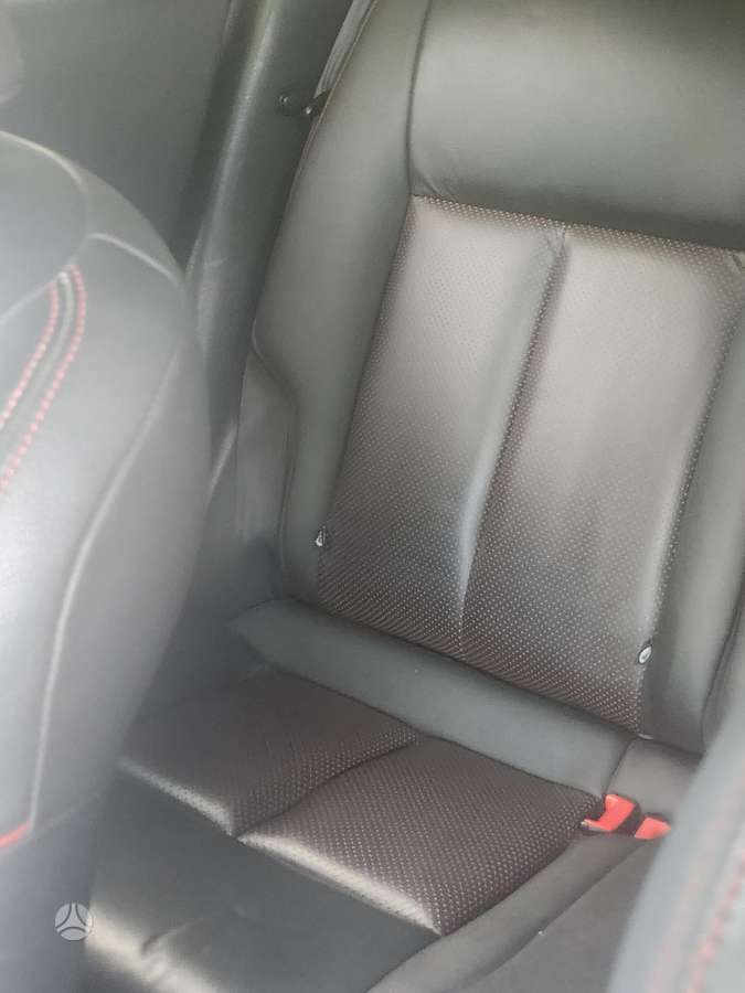 Nissan Juke 2011 — photo 8
