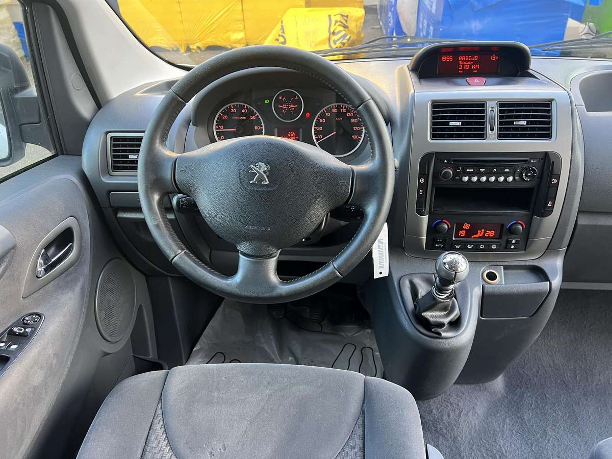 Peugeot Expert 2014 — photo 8