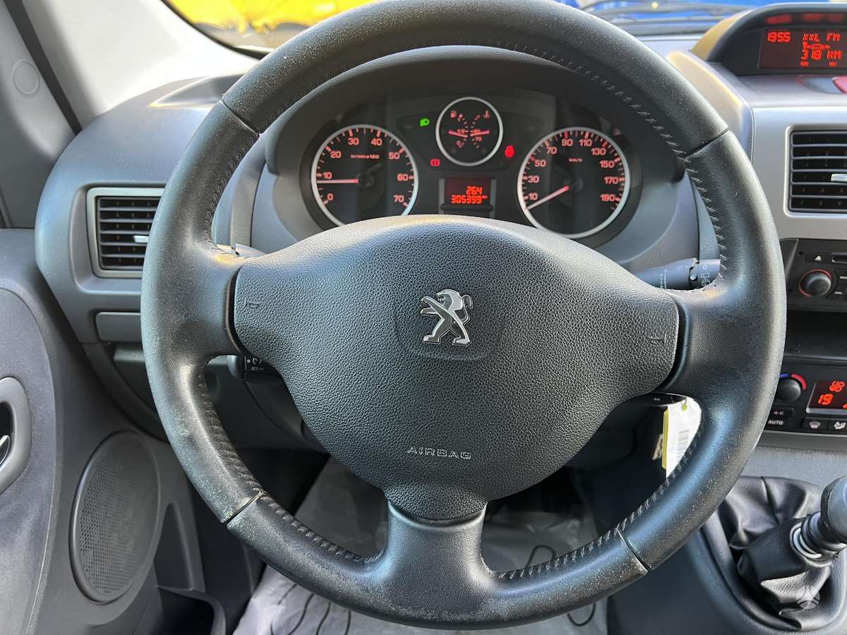 Peugeot Expert 2014 — photo 9