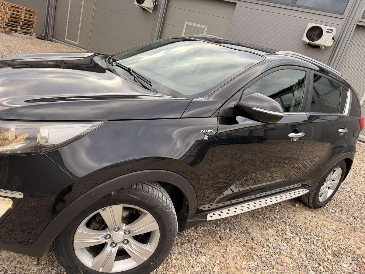 Kia Sportage 2011 — photo 10