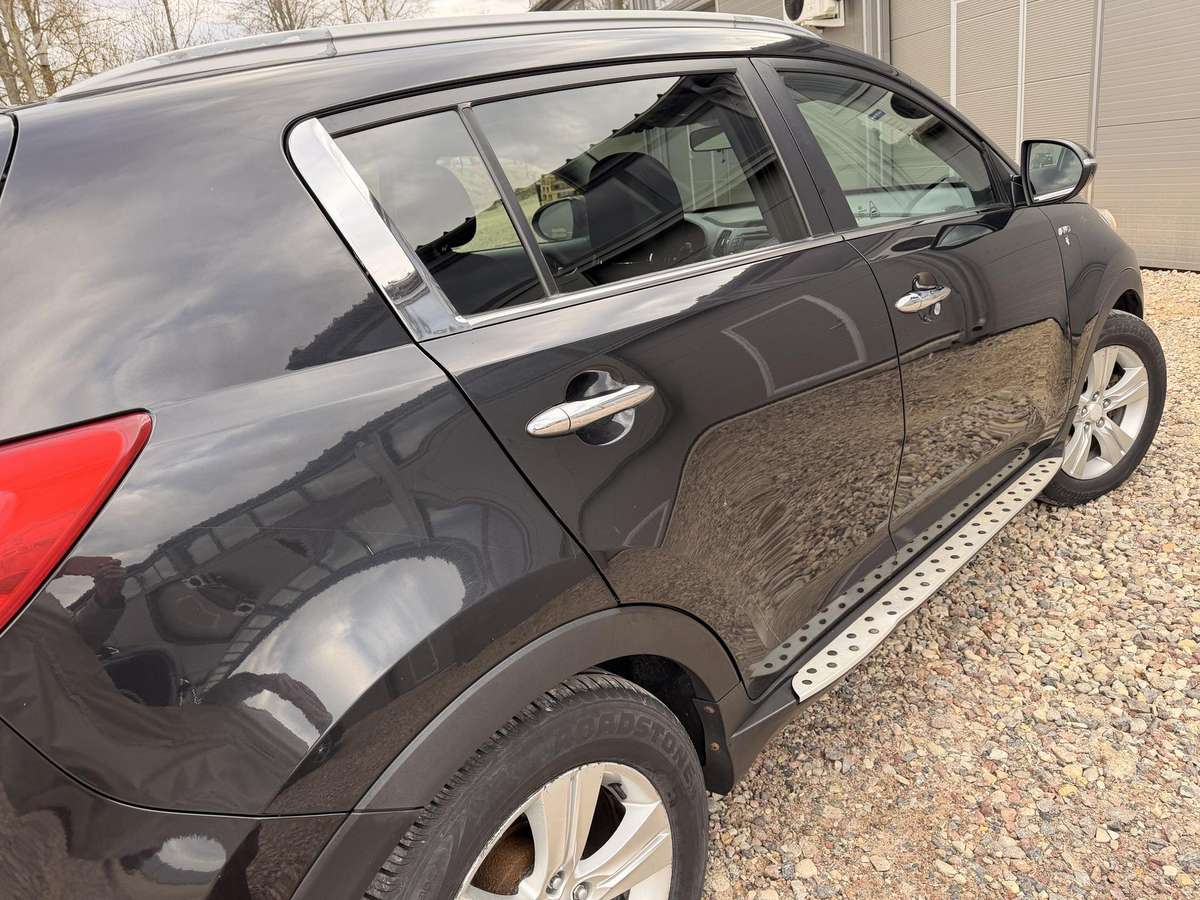 Kia Sportage 2011 — photo 9