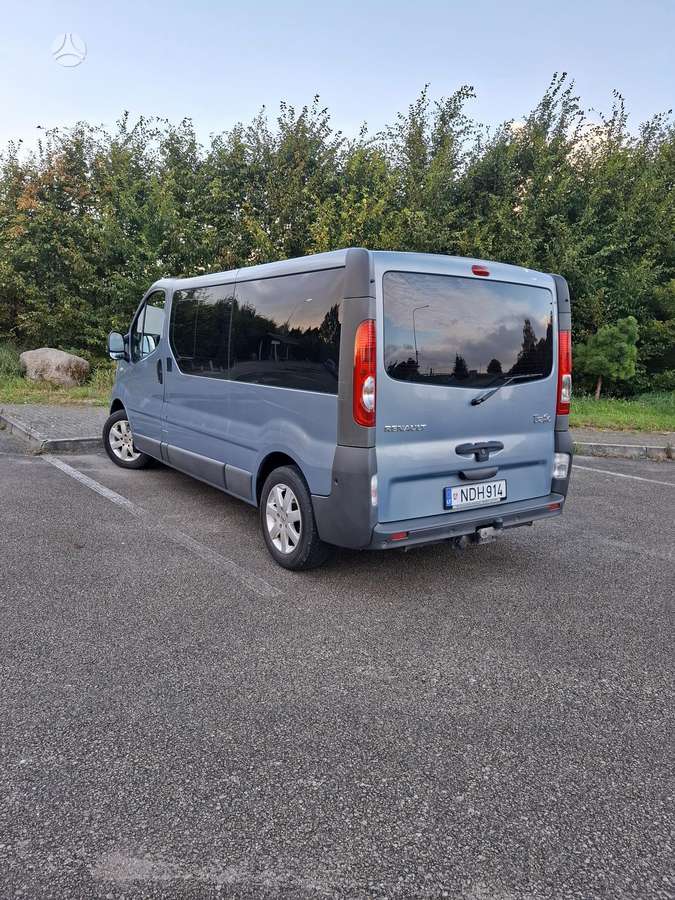 Renault Trafic 2007 — фото 11