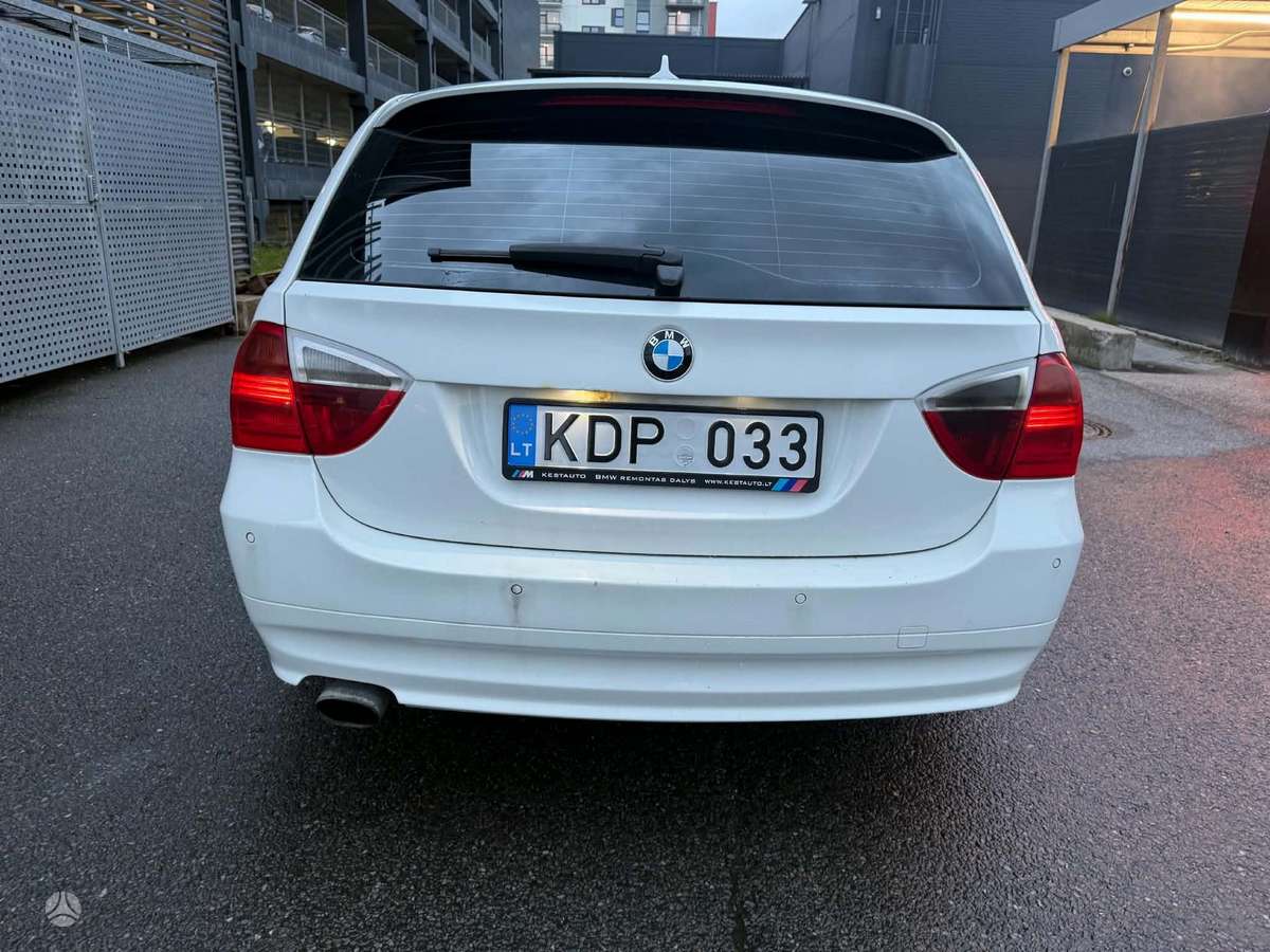 BMW 320 2007 — photo 7