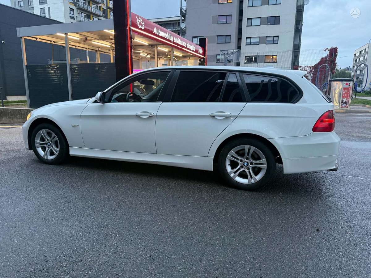 BMW 320 2007 — photo 8