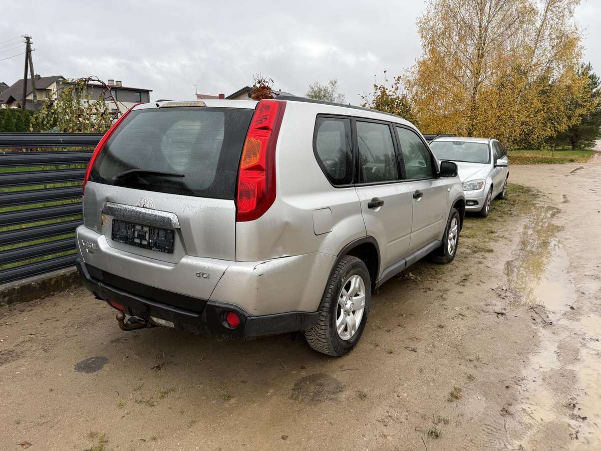 Nissan X-Trail 2009 — photo 7
