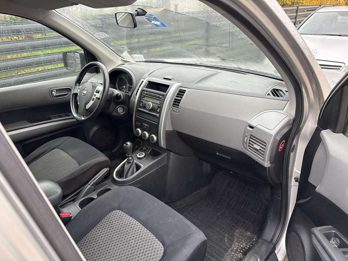 Nissan X-Trail 2009 — photo 8