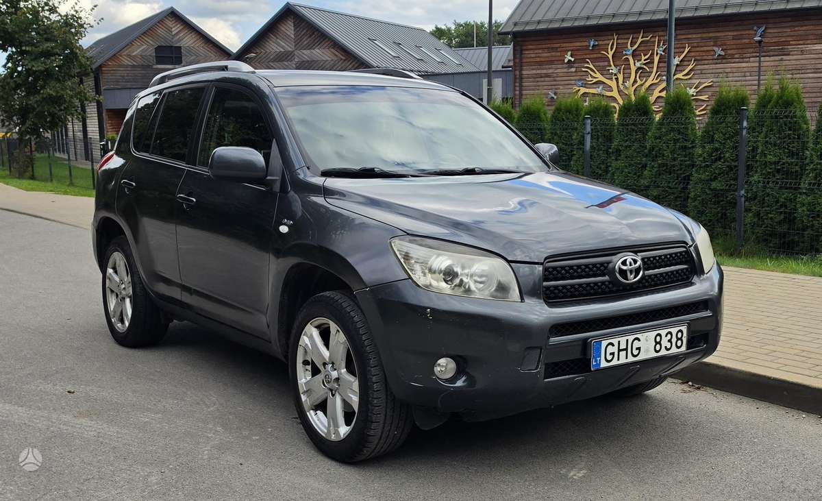 Toyota RAV4, 2006