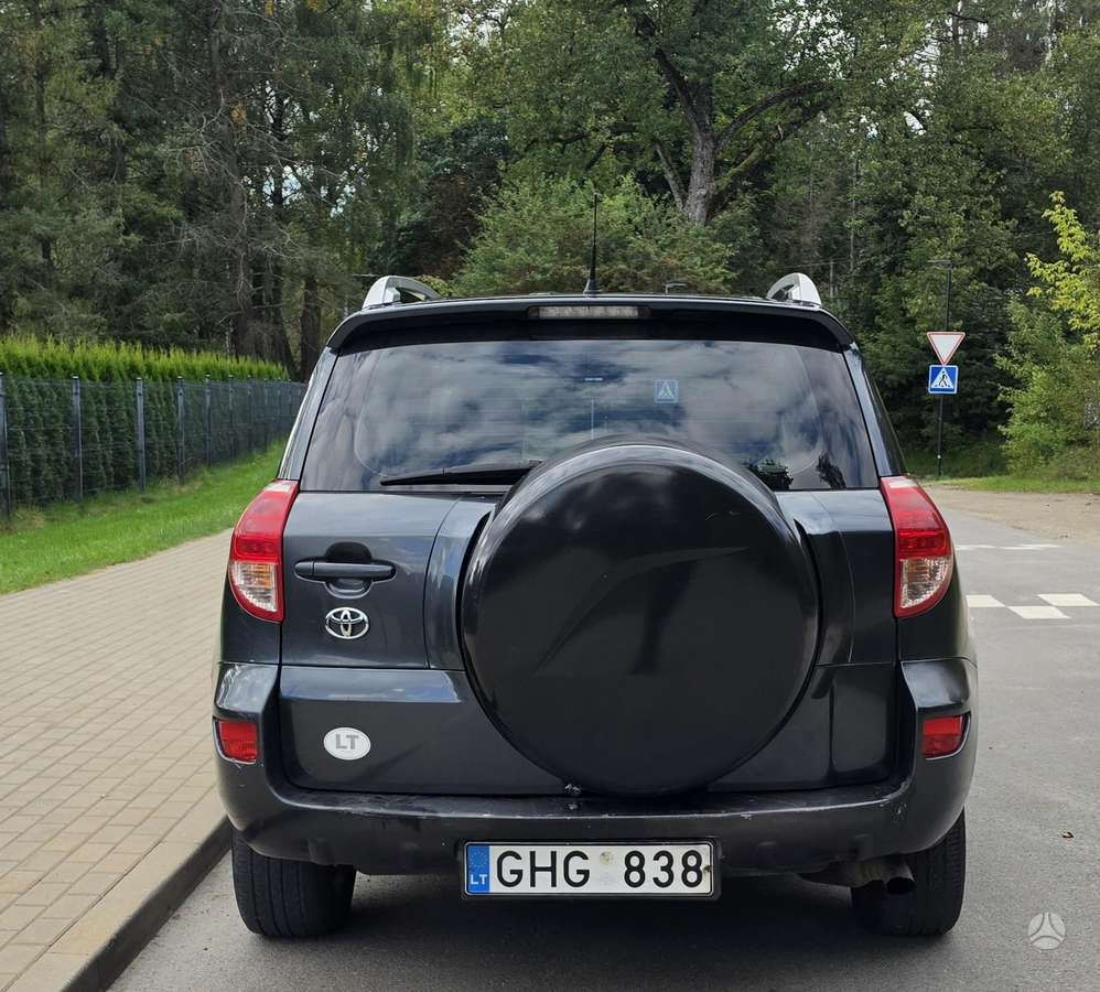 Toyota RAV4 2006 — photo 6