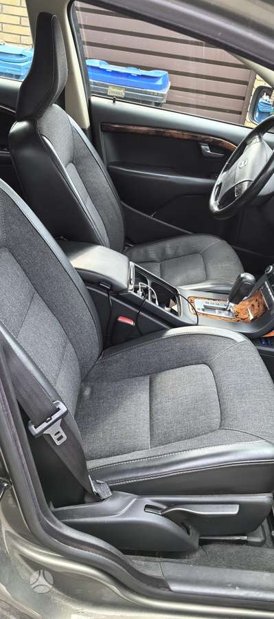Volvo XC70 2008 — photo 12