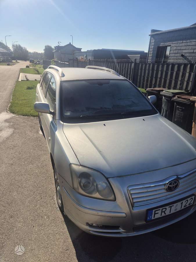 Toyota Avensis, 2004
