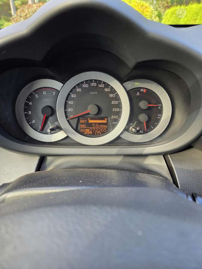 Toyota RAV4 2007 — photo 12