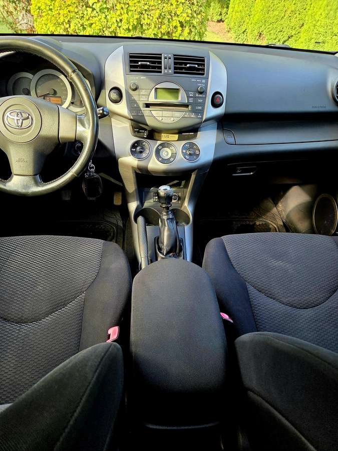 Toyota RAV4 2007 — photo 13