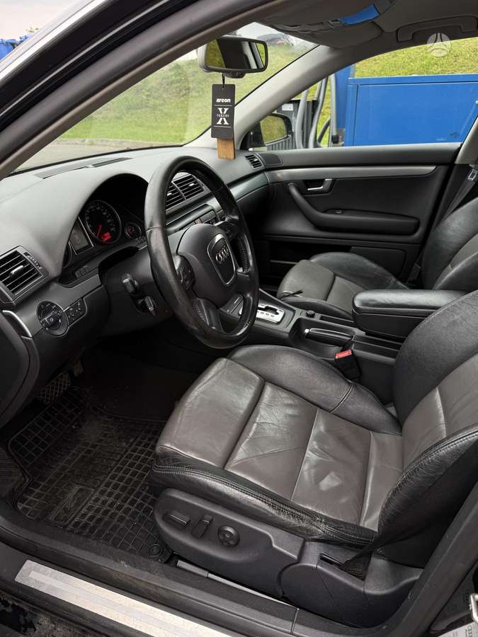 Audi A4 2006 — photo 11