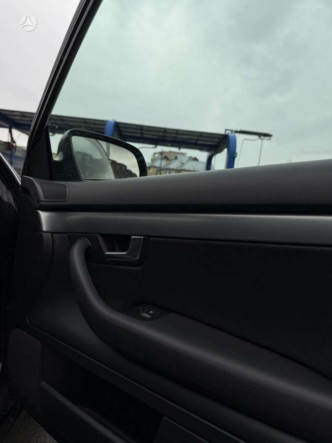 Audi A4 2006 — photo 17