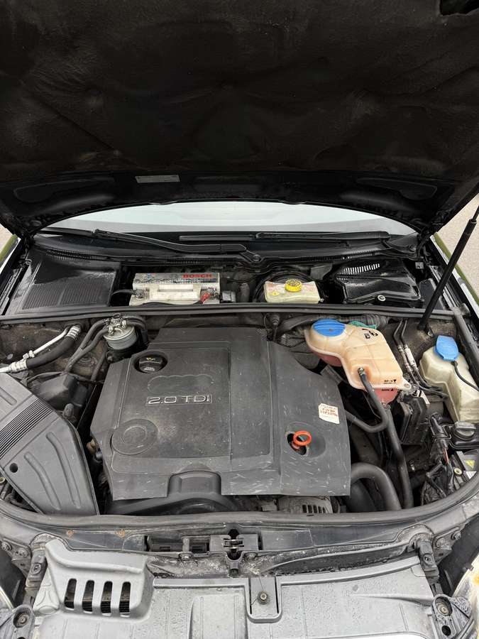 Audi A4 2006 — photo 18