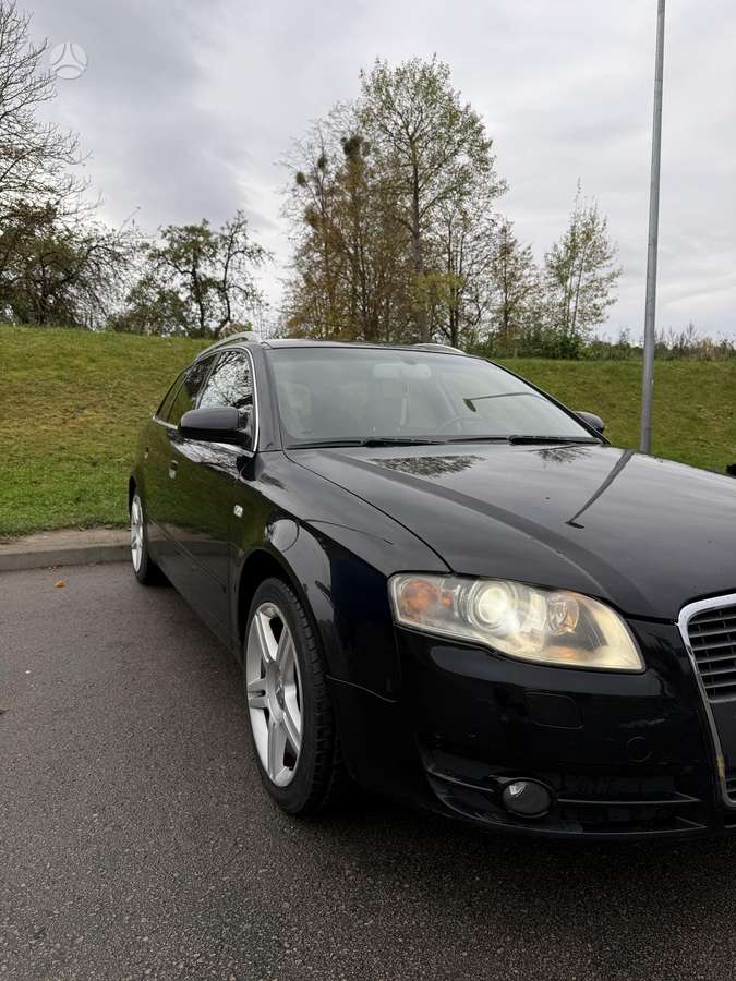 Audi A4 2006 — interior