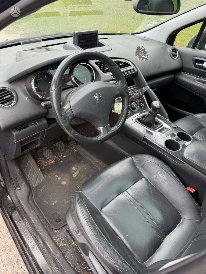 Peugeot 3008 2010 — photo 8