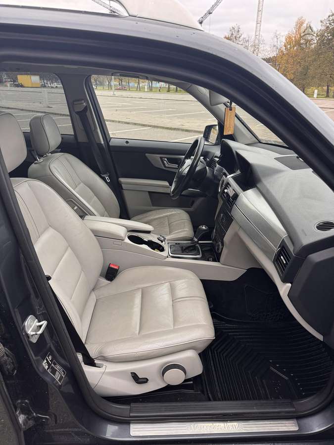Mercedes-Benz GLK220 2009 — photo 8
