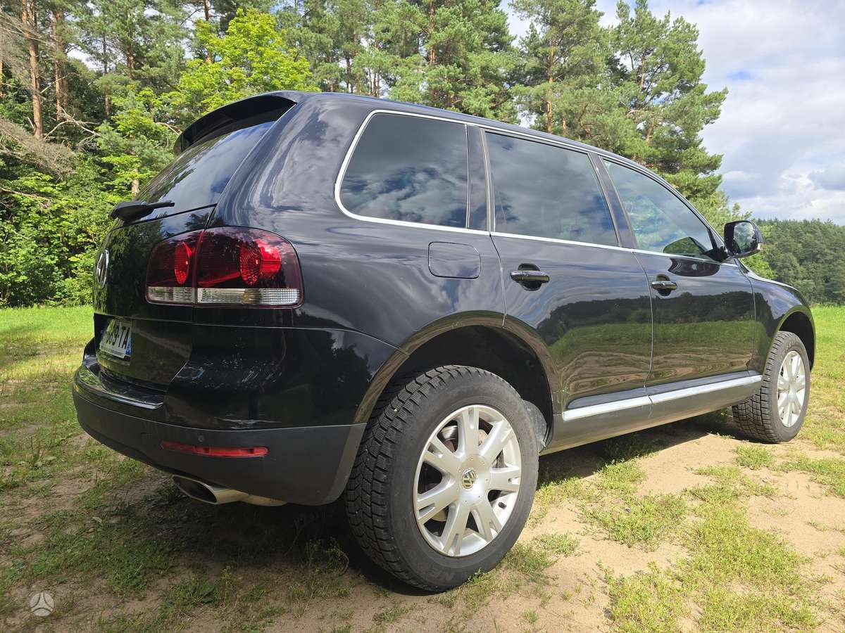 Volkswagen Touareg 2009 — двигун 2967 cm³, 224 HP (165kW)