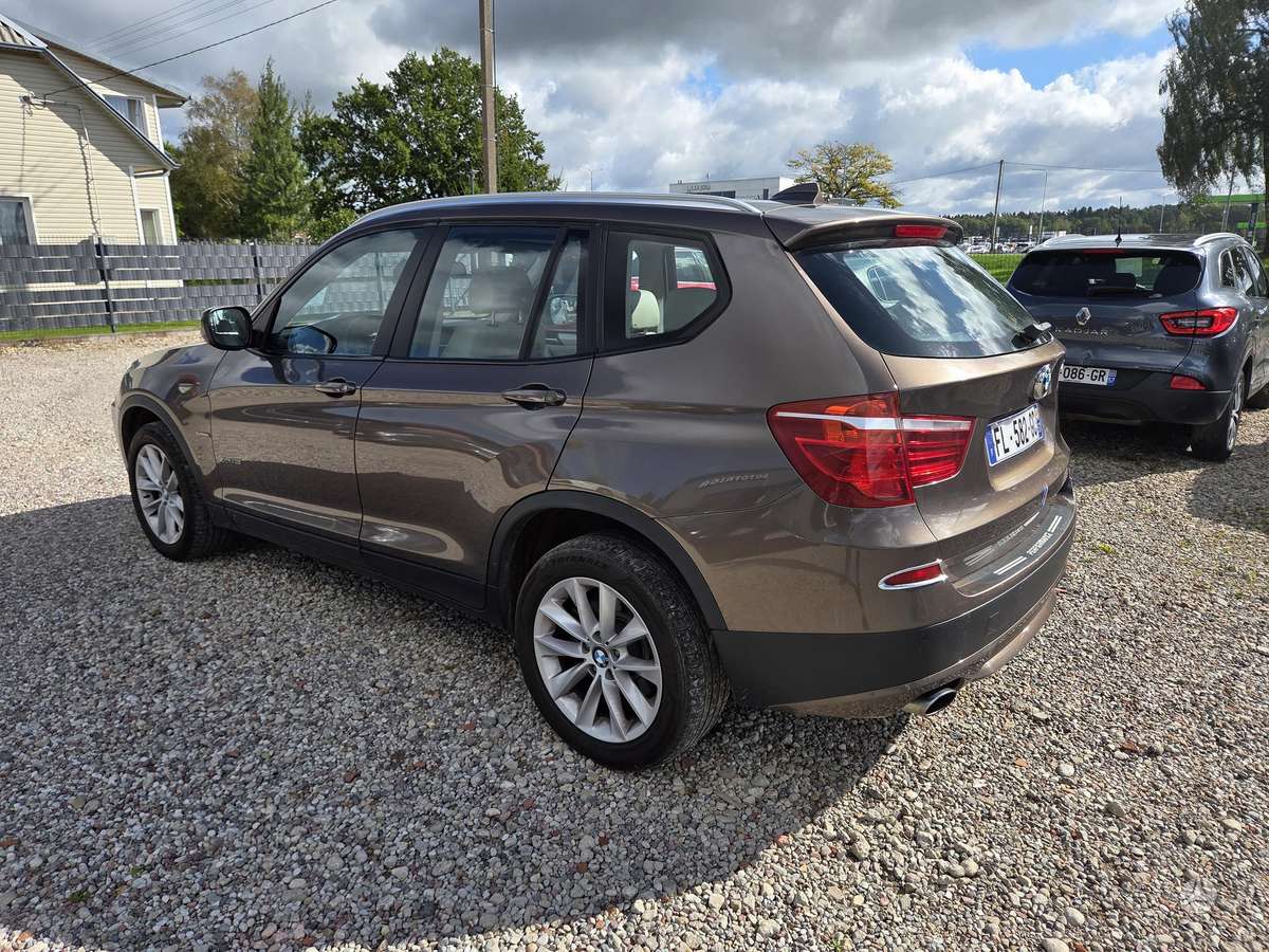 BMW X3 2011 — photo 5