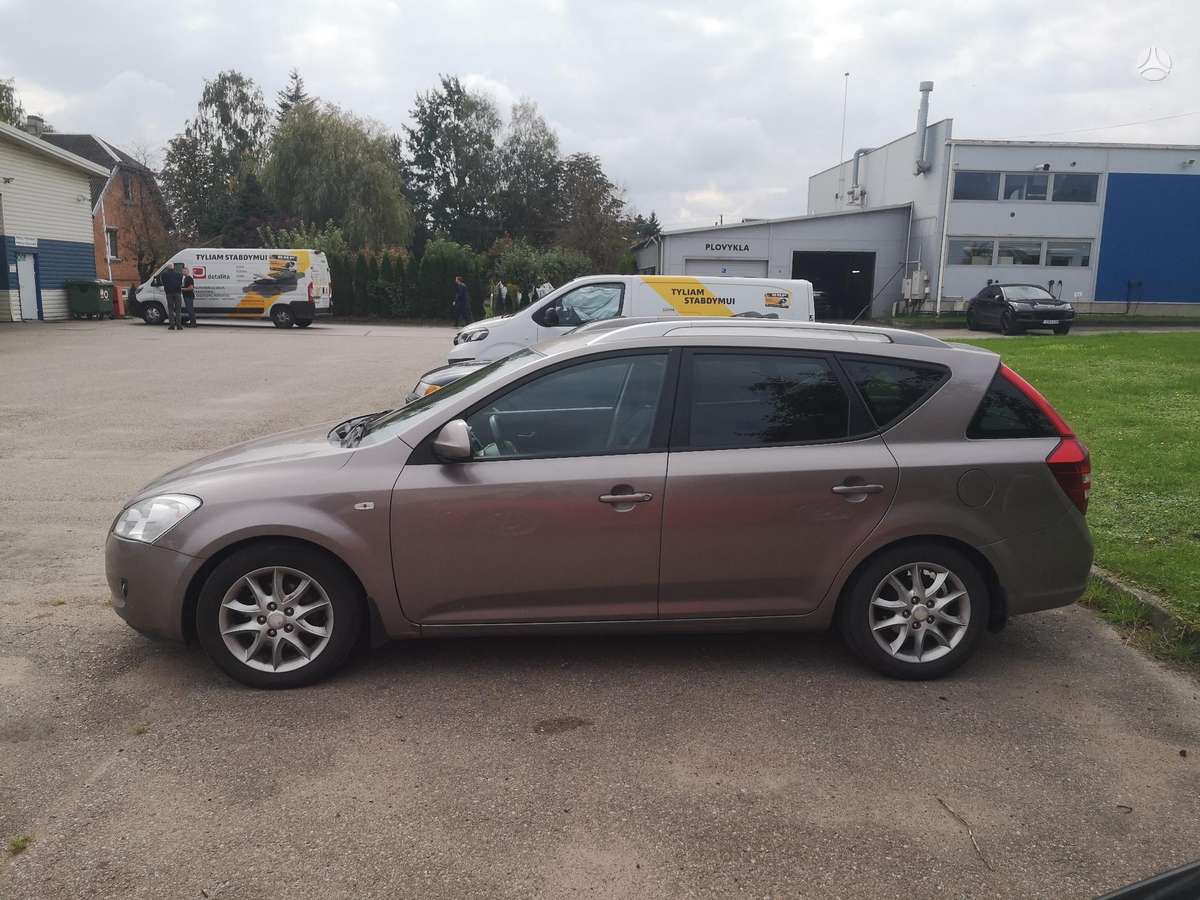 Kia Ceed 2007 — салон