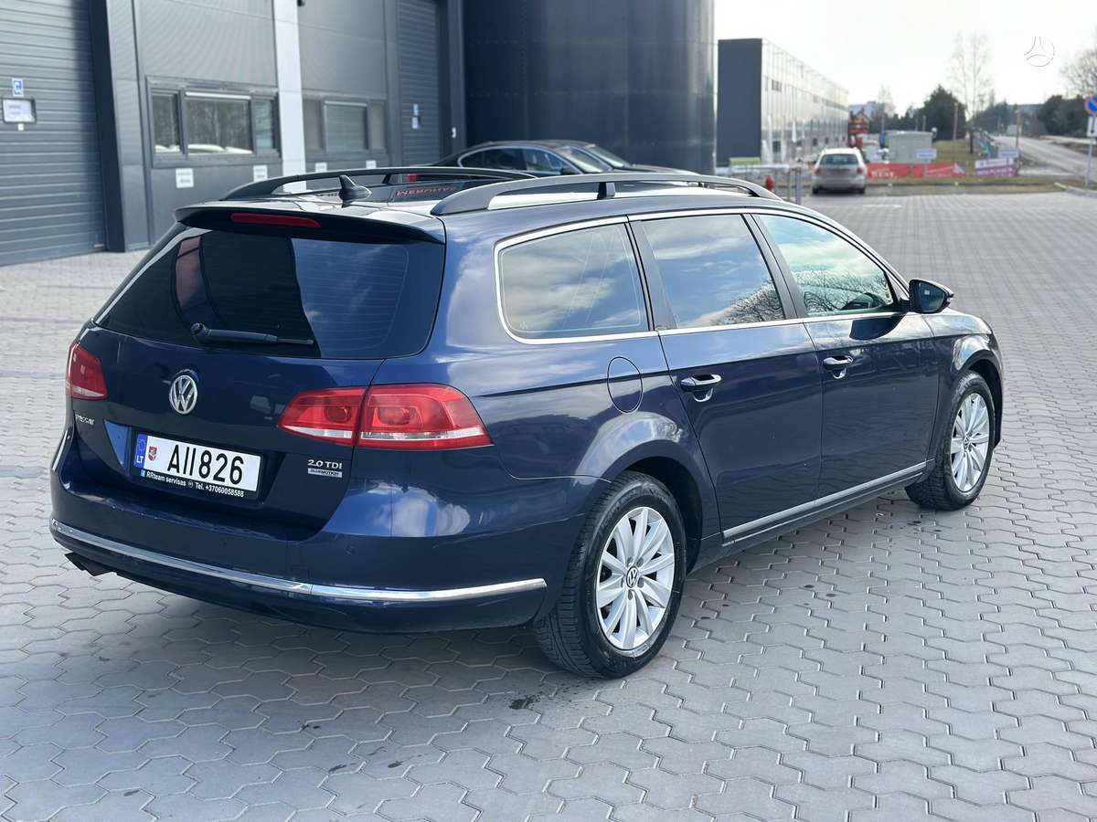 Volkswagen Passat 2011 — photo 5
