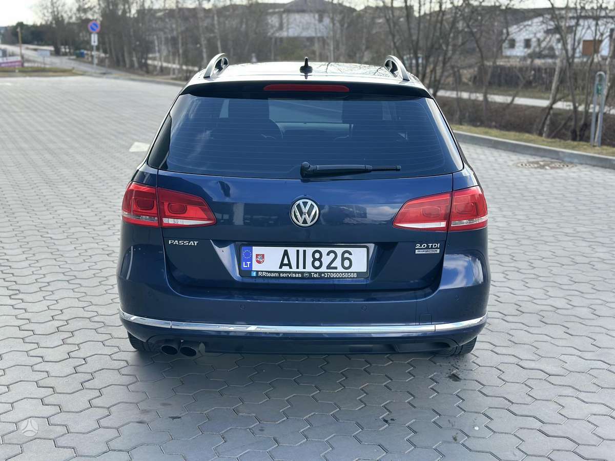 Volkswagen Passat 2011 — photo 6