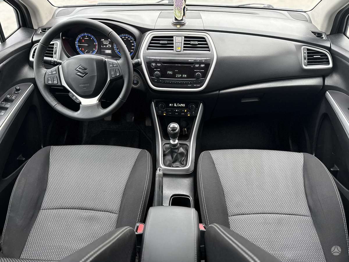 Suzuki SX4 2014 — photo 12