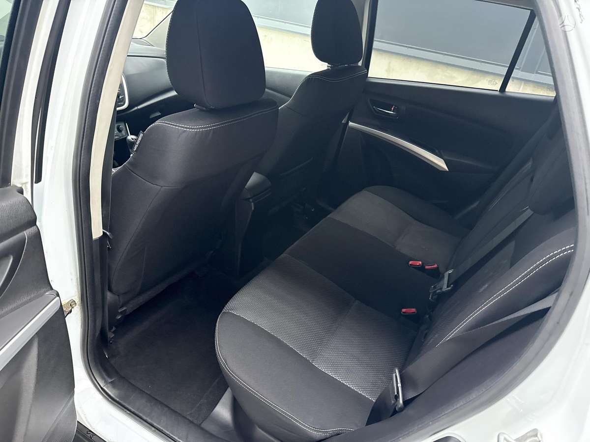 Suzuki SX4 2014 — photo 13