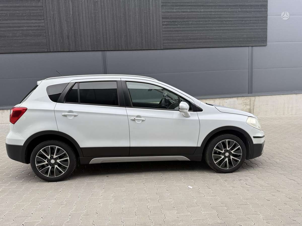 Suzuki SX4 2014 — photo 6