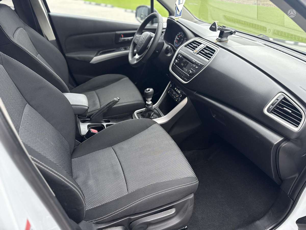 Suzuki SX4 2014 — photo 7