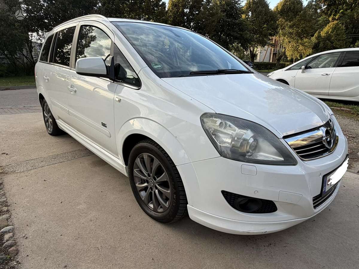 Opel Zafira 2010 — photo 5